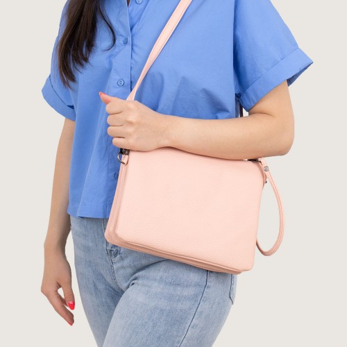 Малка дамска чанта Paula Venti модел AMORE еко кожа розов