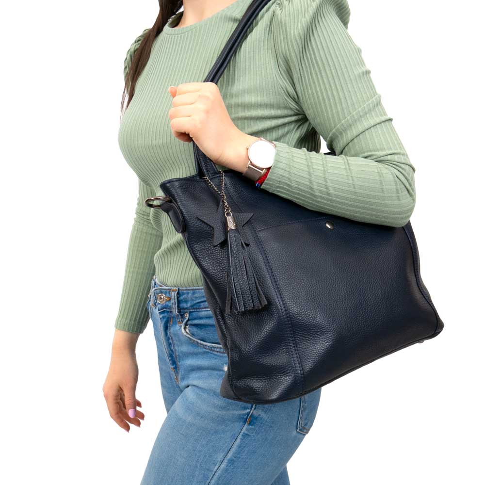 Голяма дамска чанта тъмно синя ENZO NORI от естествена кожа с дълги здрави дръжки