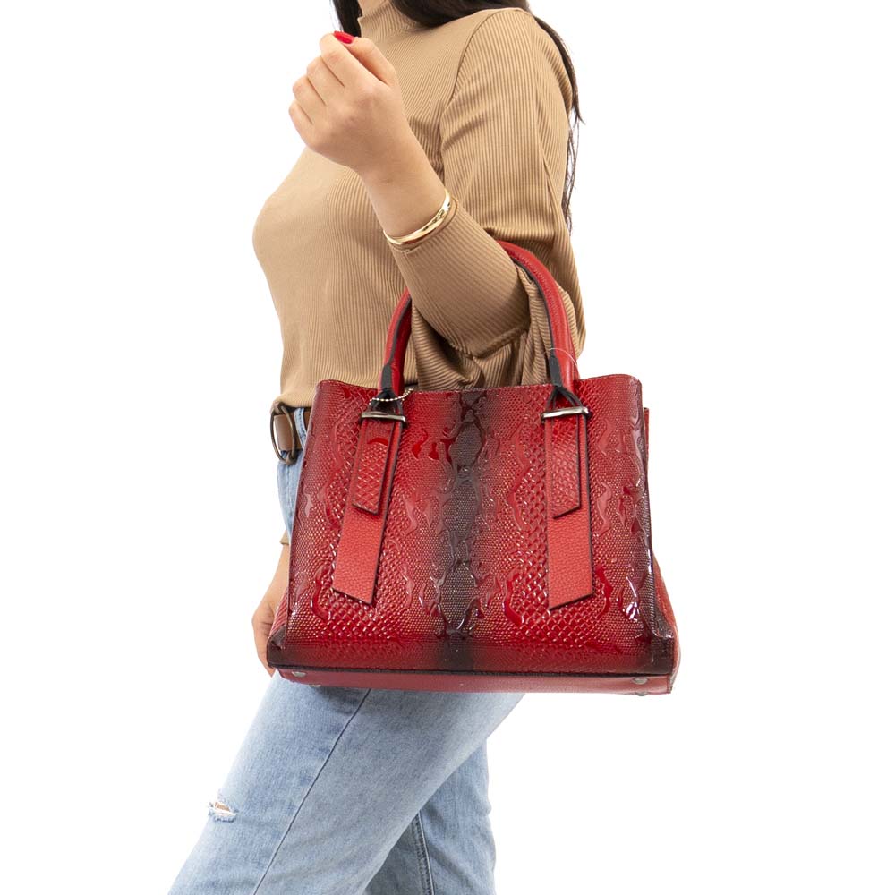 Дамска чанта ENZO NORI от естествена кожа фина напа червена със змийски лазер лак
