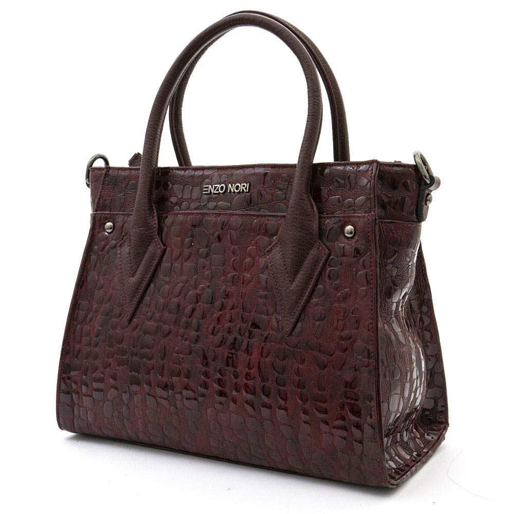 Практична дамска чанта от естествена кожа ENZO NORI модел LETIZIA цвят бордо квадрати лак