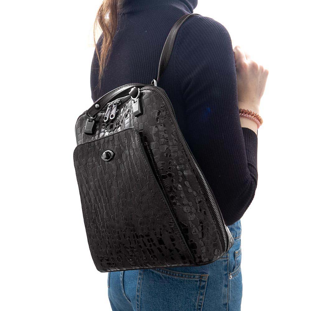 Дамска чанта ENZO NORI модел LIMA естествена кожа черен квадрати лазер