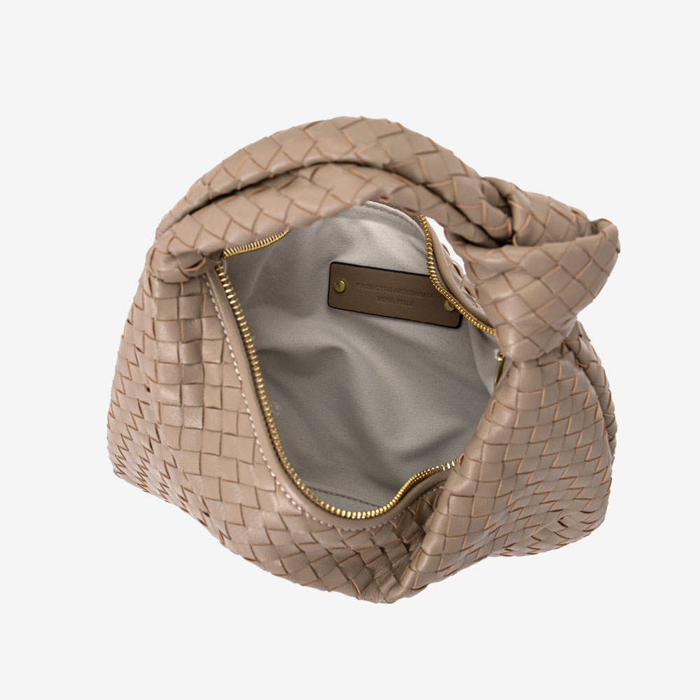 Дамска чанта модел DREW италианска естествена кожа бежов