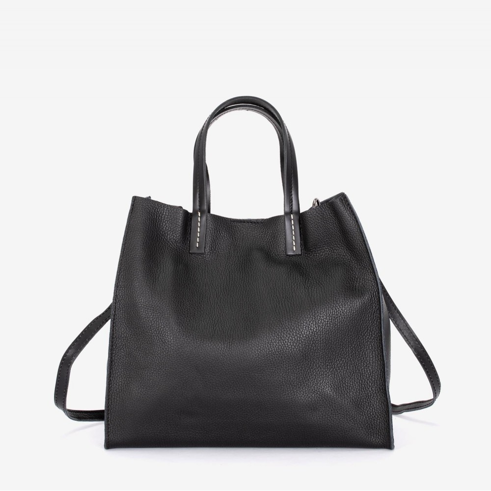 Дамска чанта модел BEATRICE италианска естествена кожа черен