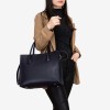 Дамска чанта модел LOANA италианска естествена кожа тъмно син