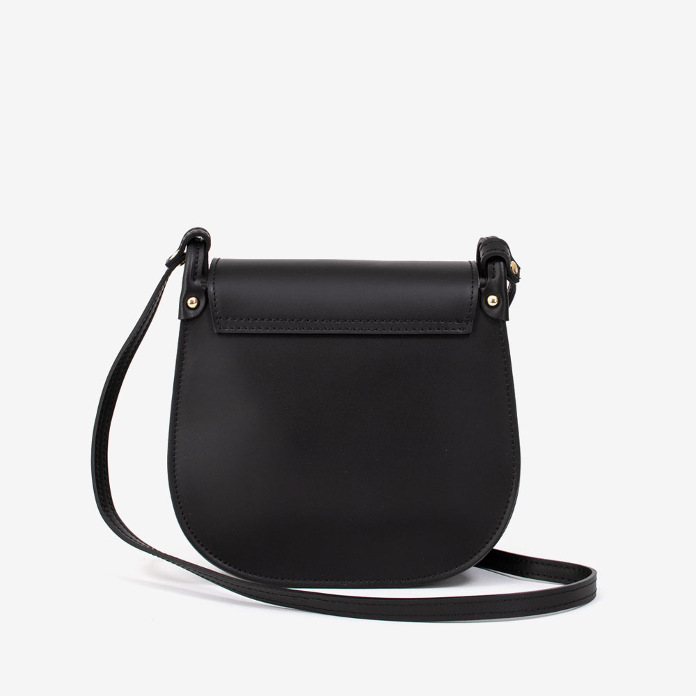 Дамска чанта модел CLAIRE италианска естествена кожа черен