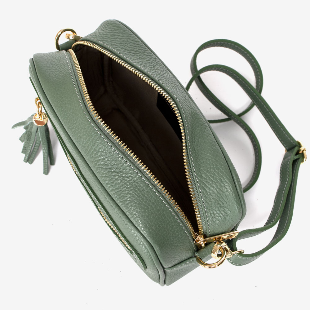 Дамска чанта модел BONI италианска естествена кожа светло зелен