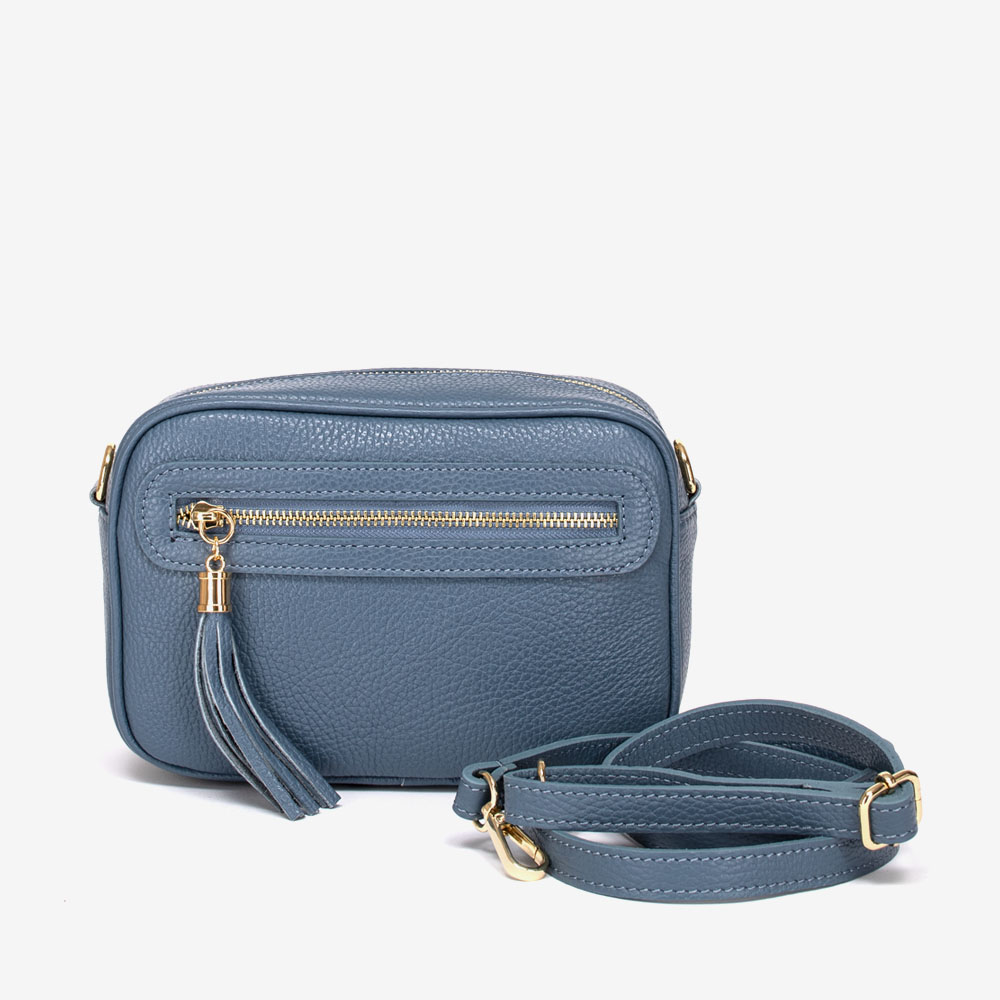 Дамска чанта модел BONI италианска естествена кожа светло син
