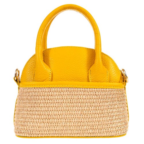 Малка дамска чанта модел CAPUA италианска естествена кожа жълт