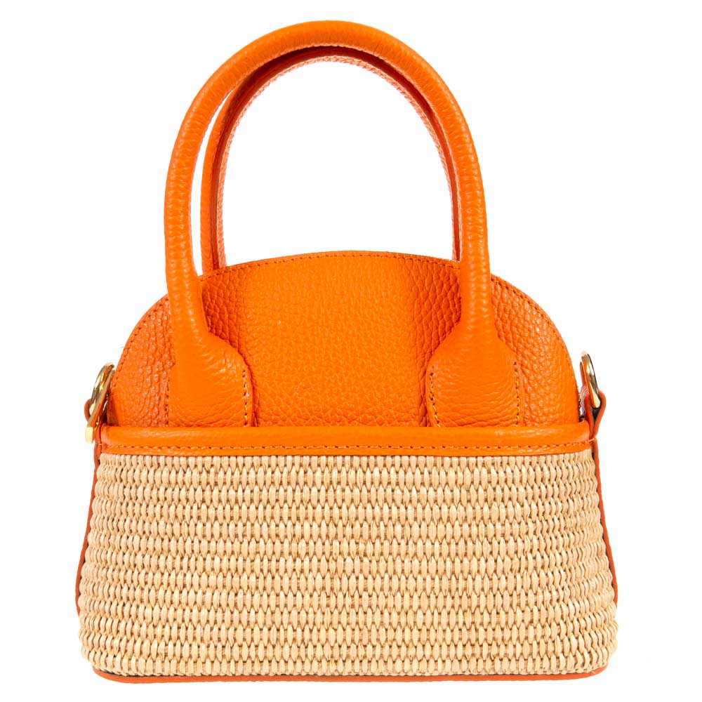 Малка дамска чанта модел CAPUA италианска естествена кожа оранжев