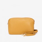 Дамска чанта модел ADINA италианска естествена кожа жълт