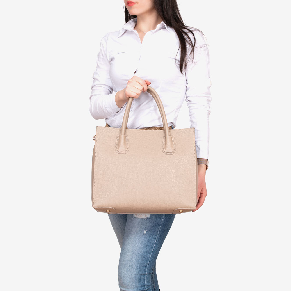 Дамска чанта модел ELMIRA италианска естествена кожа бледо розов