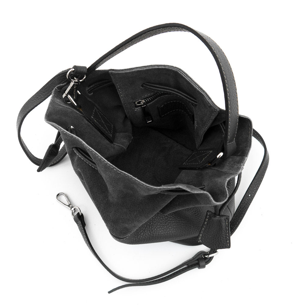 Дамска чанта модел CALANDRA италианска естествена кожа черен