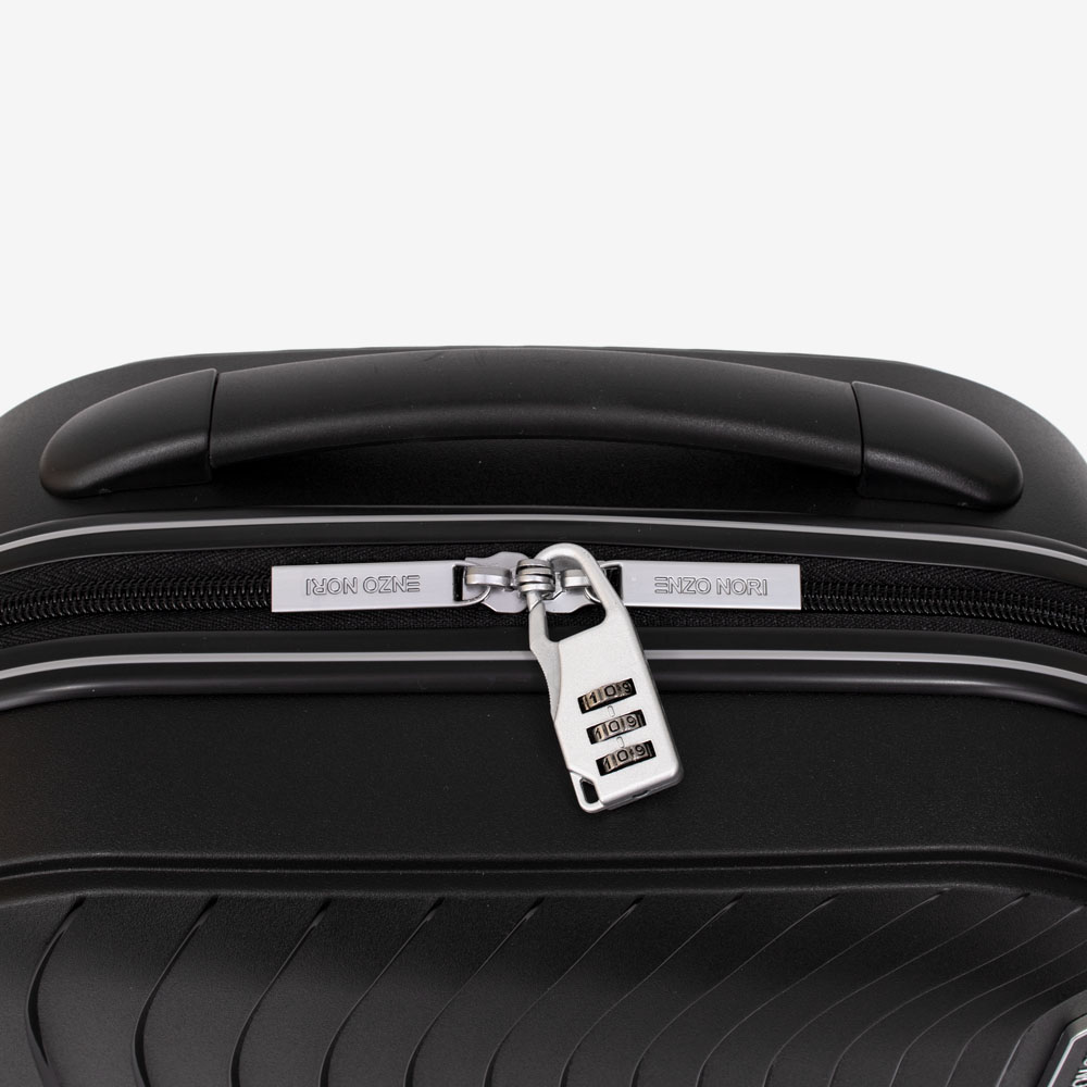 Куфар за козметика ENZO NORI модел ROMA полипропилен черен