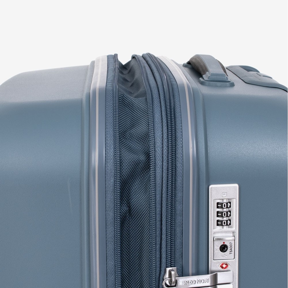 Куфар ENZO NORI модел ROMA 65 см полипропилен син
