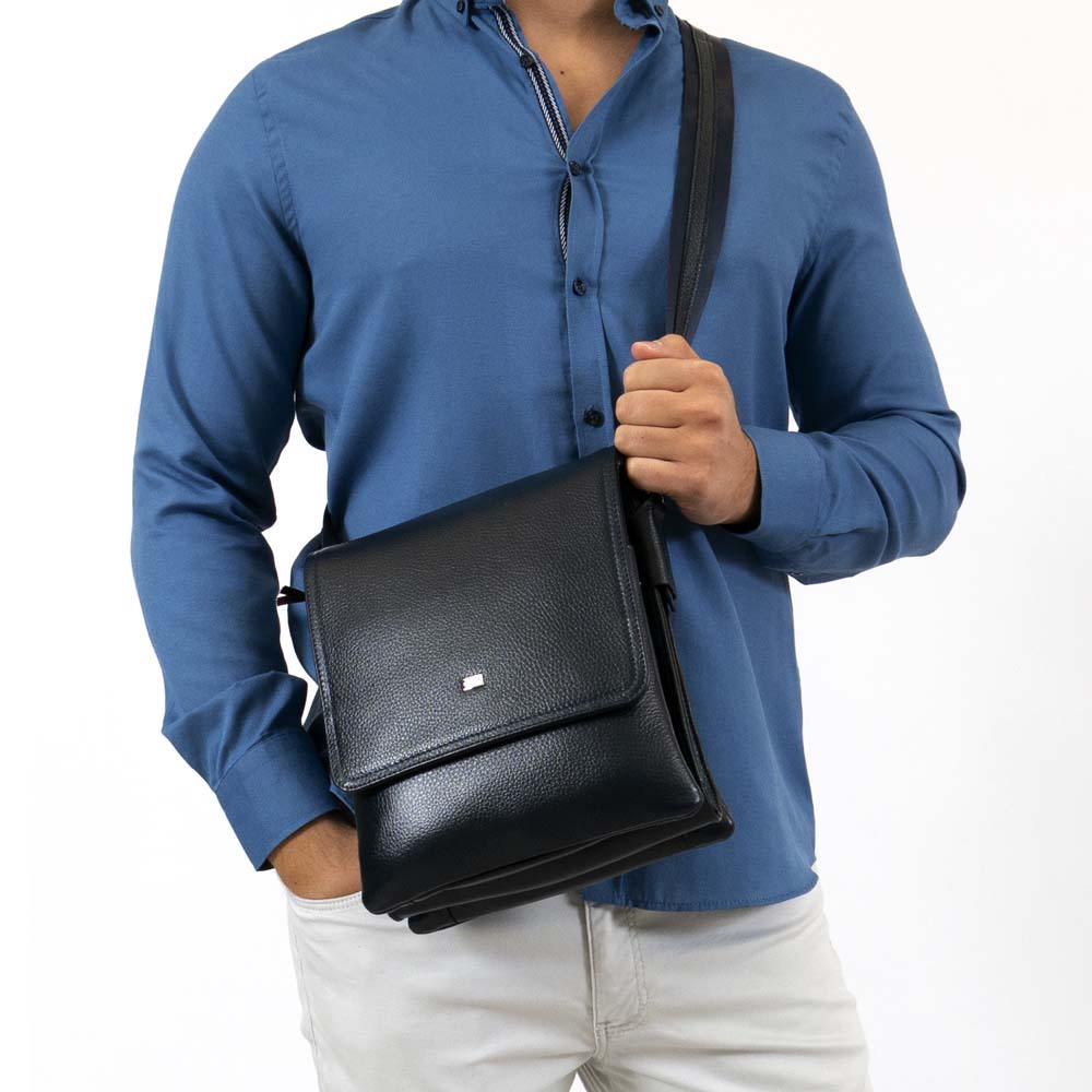 Мъжка чанта през рамо ENZO NORI модел ENNIO естествена кожа син
