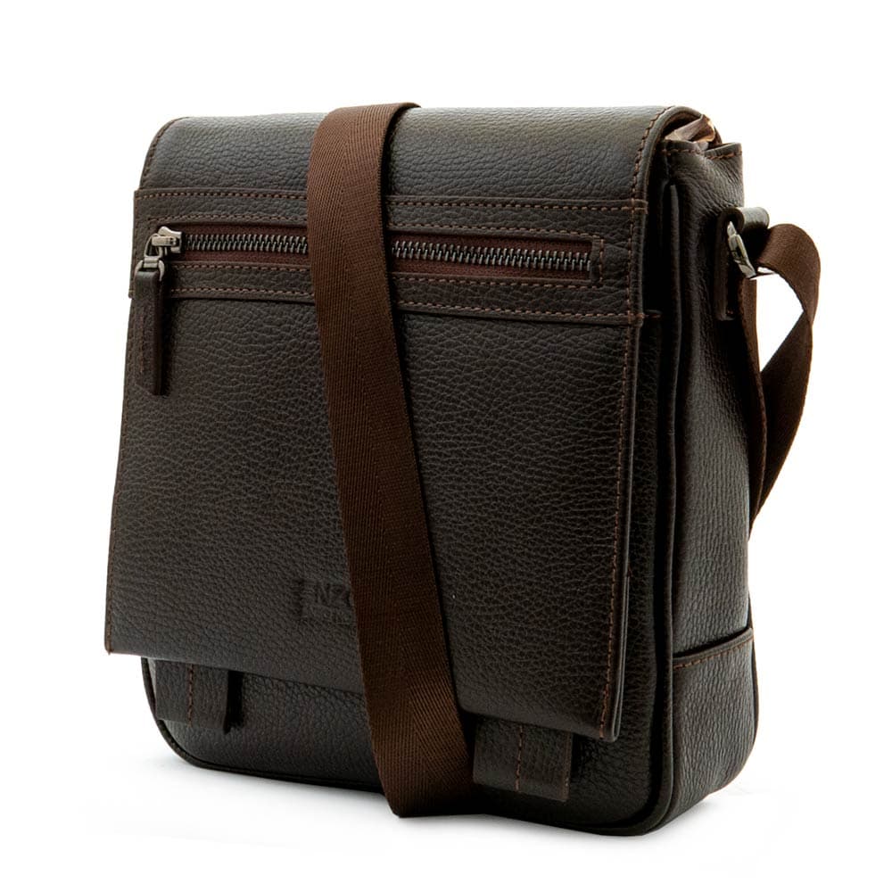 Модерна мъжка чанта за рамо от естествена фина напа кожа ENZO NORI модел DANNY цвят тъмно кафяв