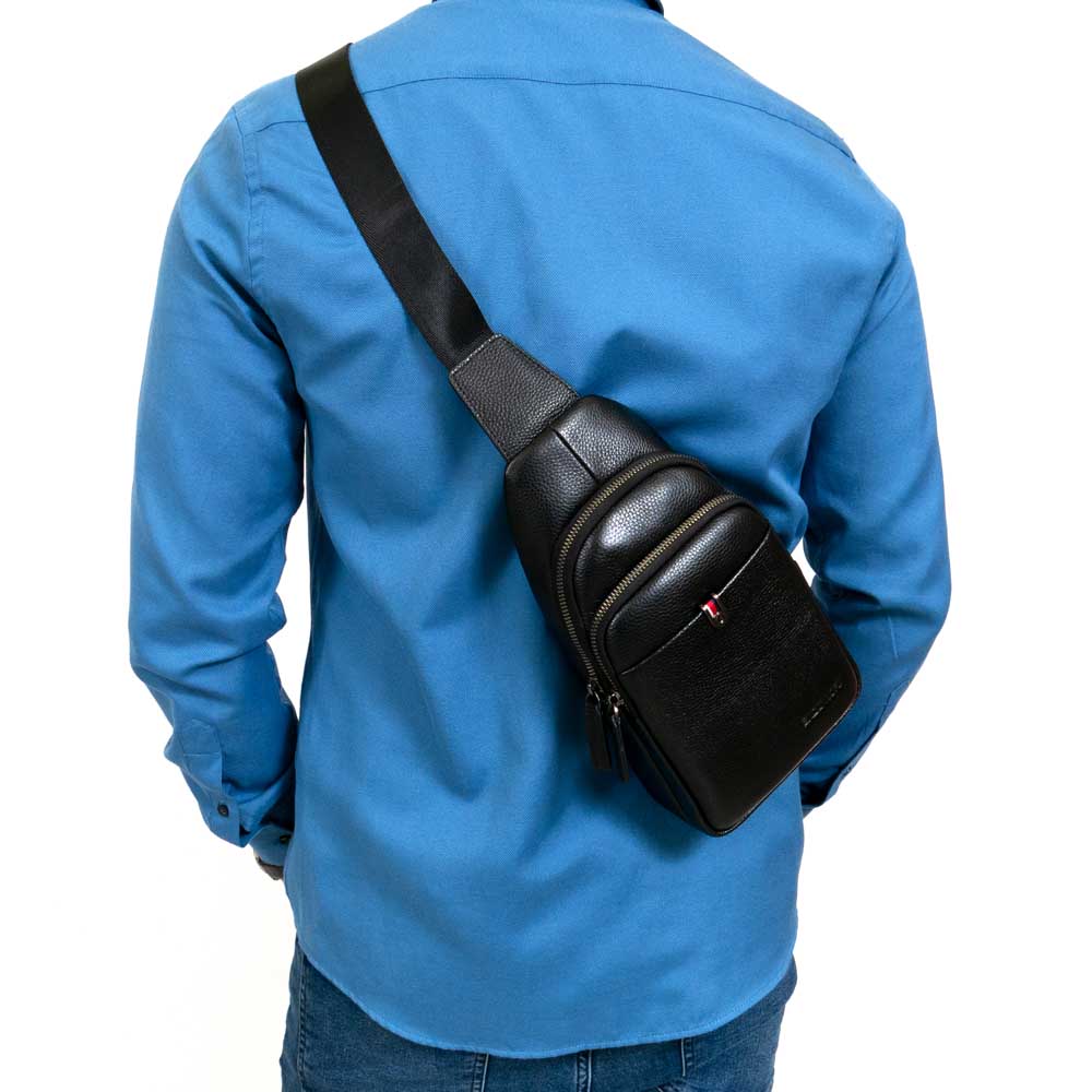 Мъжка чанта през рамо ENZO NORI модел BETTO естествена кожа черен