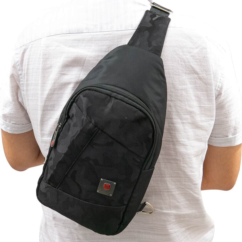 Практична спортна мъжка чанта за носене през рамо от висококачествен текстил ENZO NORI модел LEO цвят черен