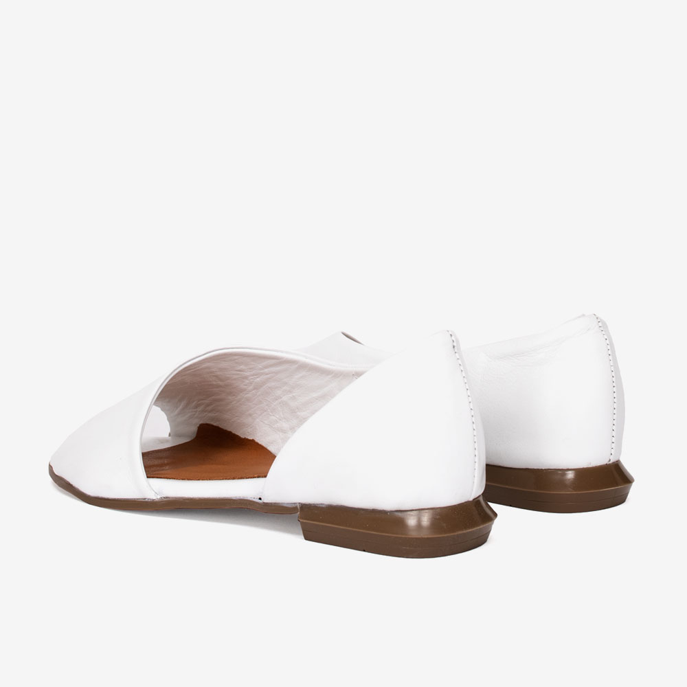 Дамски обувки модел LORIN естествена кожа бял