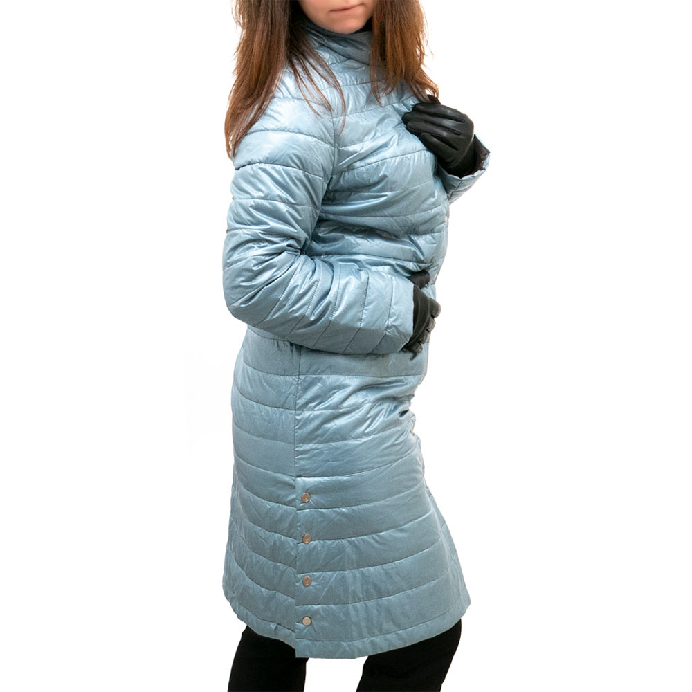 Леко дълго и тънко дамско яке модел SHINE от полиестер с най-високо качество пълнеж биопух цвят светло син