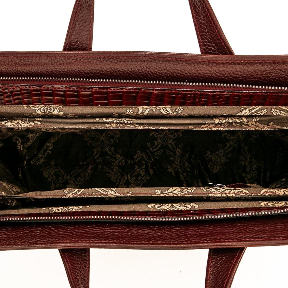 Красива дамска бизнес чанта от естествена кожа ENZO NORI модел LULU цвят бордо кроко