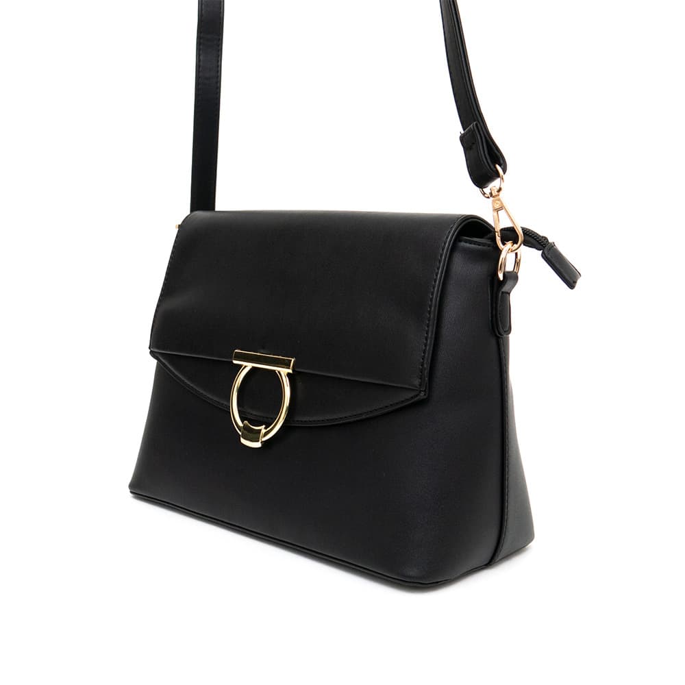 Компактна ежедневна дамска чанта от висококачествена еко кожа модел TERESA цвят черен