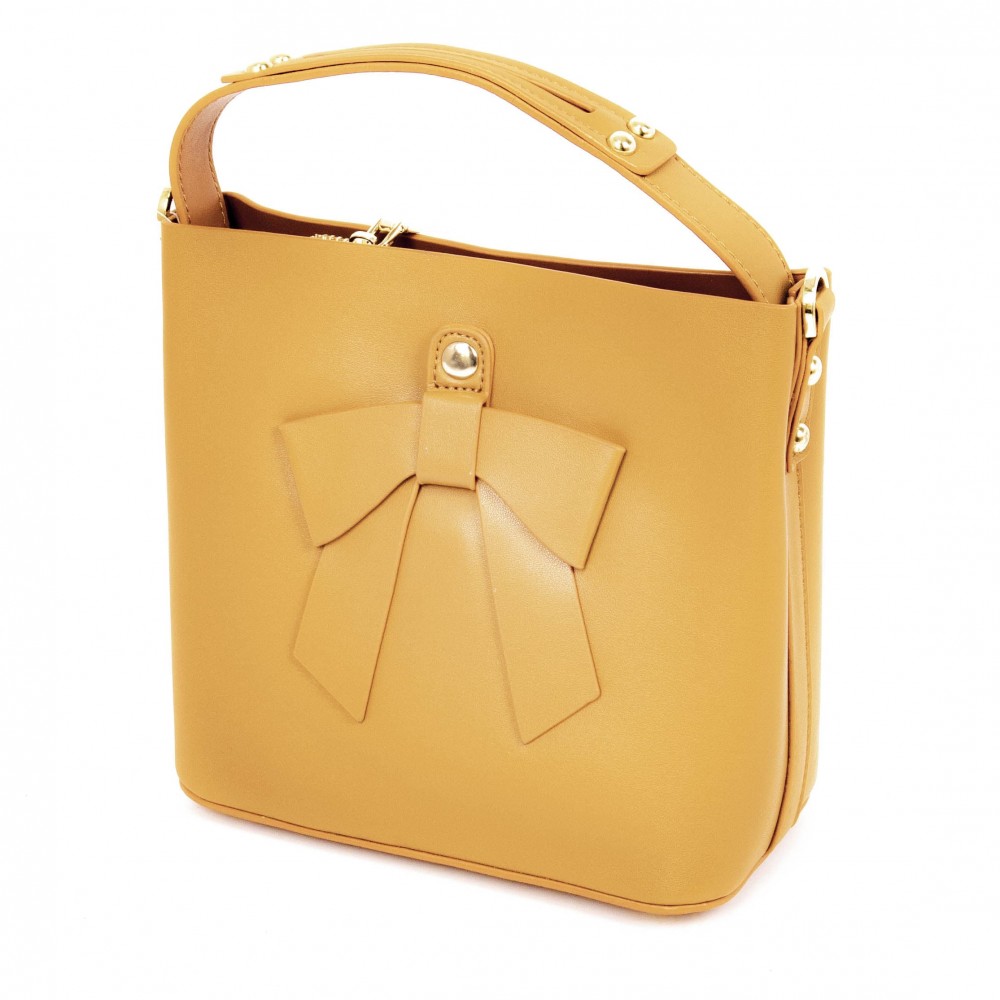 Очарователна малка дамска чанта от естествена кожа PAULA VENTI модел PV129 цвят охра  