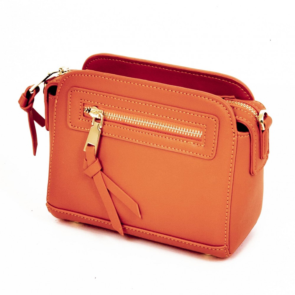 Малка дамска чанта от естествена кожа PAULA VENTI модел PV229 цвят оранжев