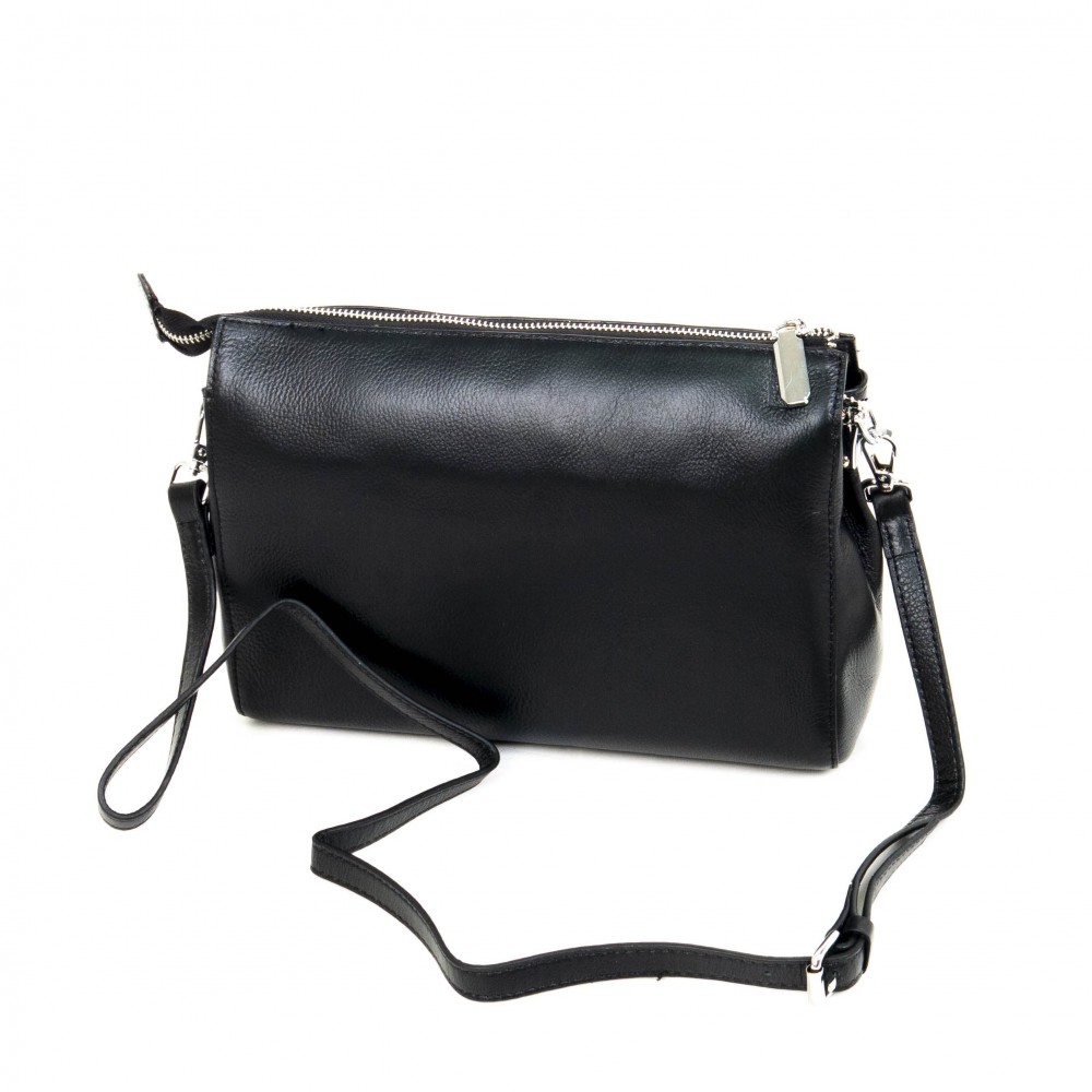 Класическа дамска чанта от естествена кожа PAULA VENTI цвят черен модел PV8508