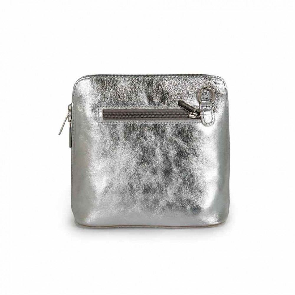 Малка дамска чанта от италианска естествена кожа модел CALDO с дълга дръжка цвят сребрист